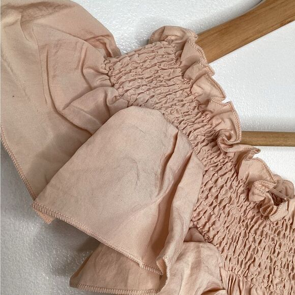 Mango NWOT Soft Blush Peach Ruffled Pleated Crinkle Off Shoulder Date Top M - Picture 2 of 8